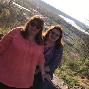 Meet your Posher, Tiffany